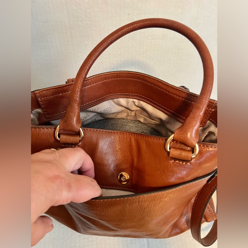Michael by Michael Kors Naomi Cognac Leather Satchel / Crossbody Bag. EUC - Picture 6 of 10